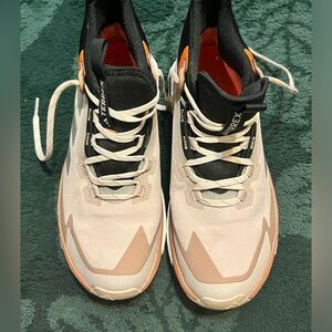 Terrex Free Hiker Gore-Tex 2.0 Hiking Shoes